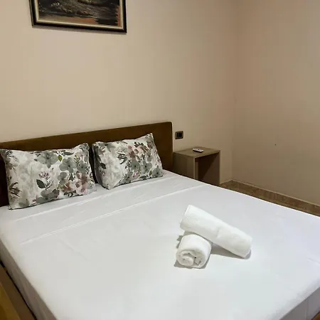 Hotel Lura 3*