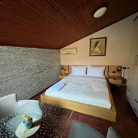 Hotel Lura