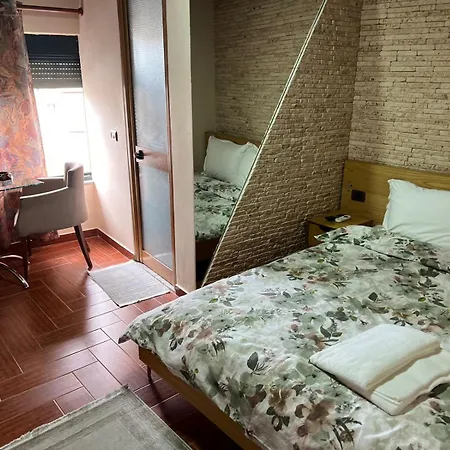 Lura Hotel